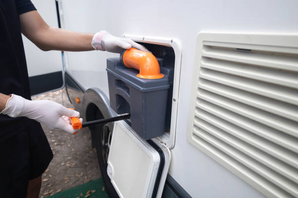 Best Portable bathroom rental  in De Pue, IL