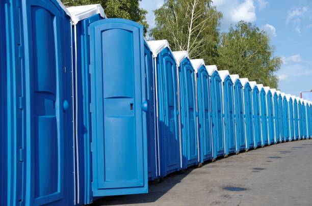 Best Porta potty rental near me  in De Pue, IL